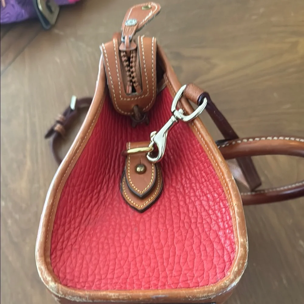 Vintage 90s Dooney & Bourke All Weather Leather Red  Satchel w/ Shoulder Strap - Picture 5 of 16